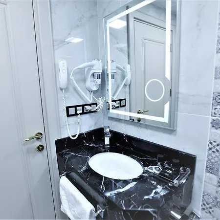 Hotel Omma 3*