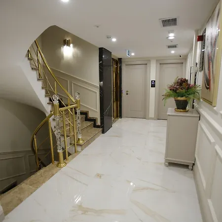 Hotel Omma